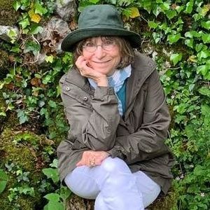 Meet your Posher, Phyllis